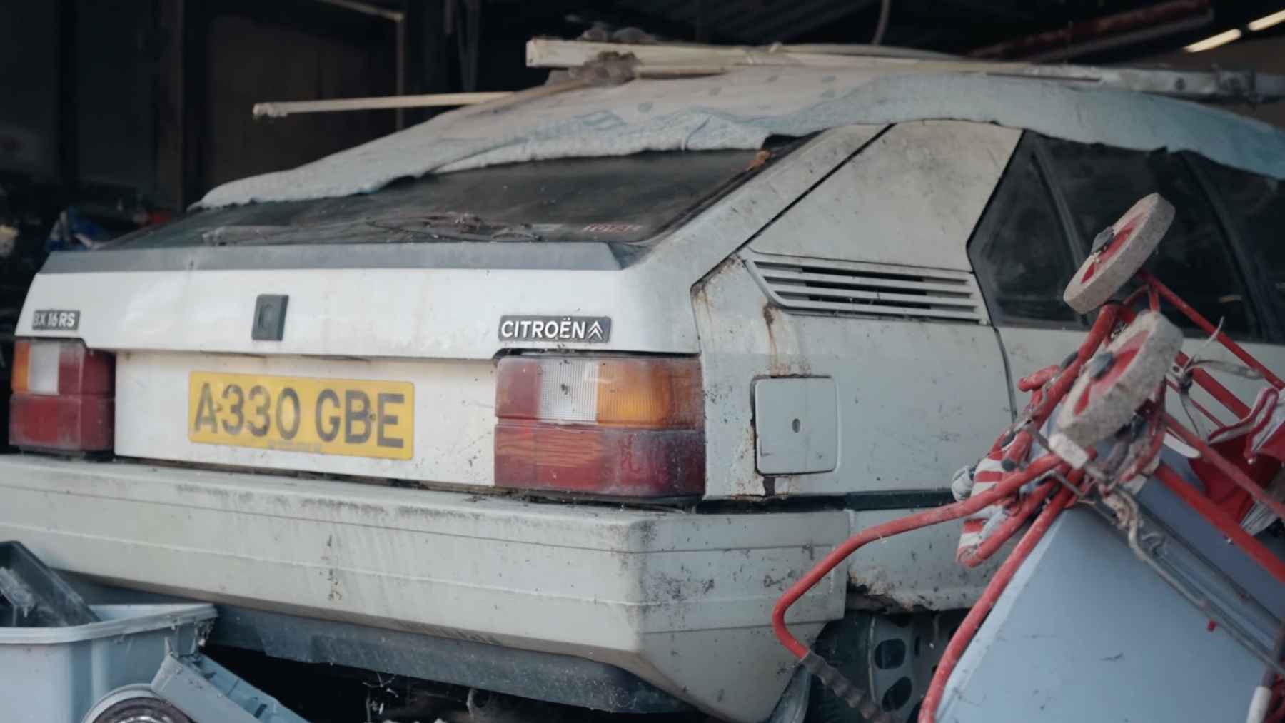 An RAF reactor engineer bought a new Citroën BX in 1983, kept it locked away in a barn for 38 years, and now, finally, it is seeing the light of day again 1 Dust covered 1983 Citroën BX discovered inside a cluttered garage after nearly four decades in storage.