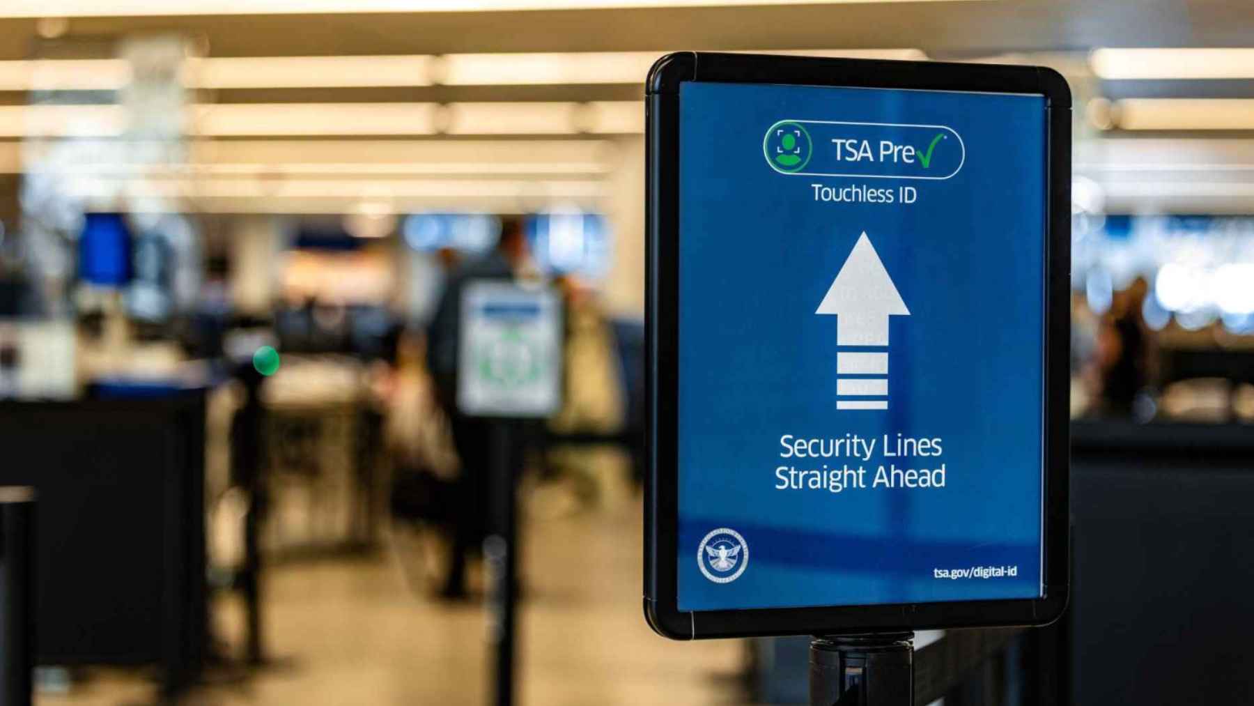 TSA kept PreCheck alive but pulled expedited escorts for lawmakers, and the message from Homeland Security is that the shutdown is now reaching straight into Congress’s own travel routine 1 Long TSA security lines at airport checkpoint during staffing shortages and travel delays in the United States