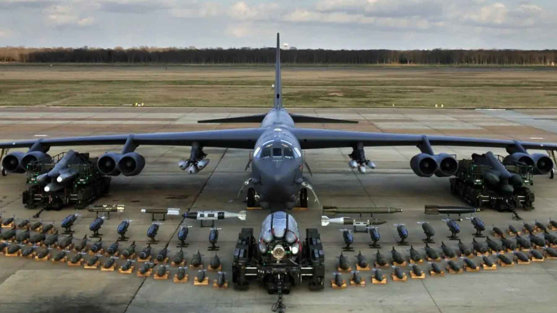 U.S. B-52 bomber flying over Middle East airspace during expanded air superiority operations over Iran