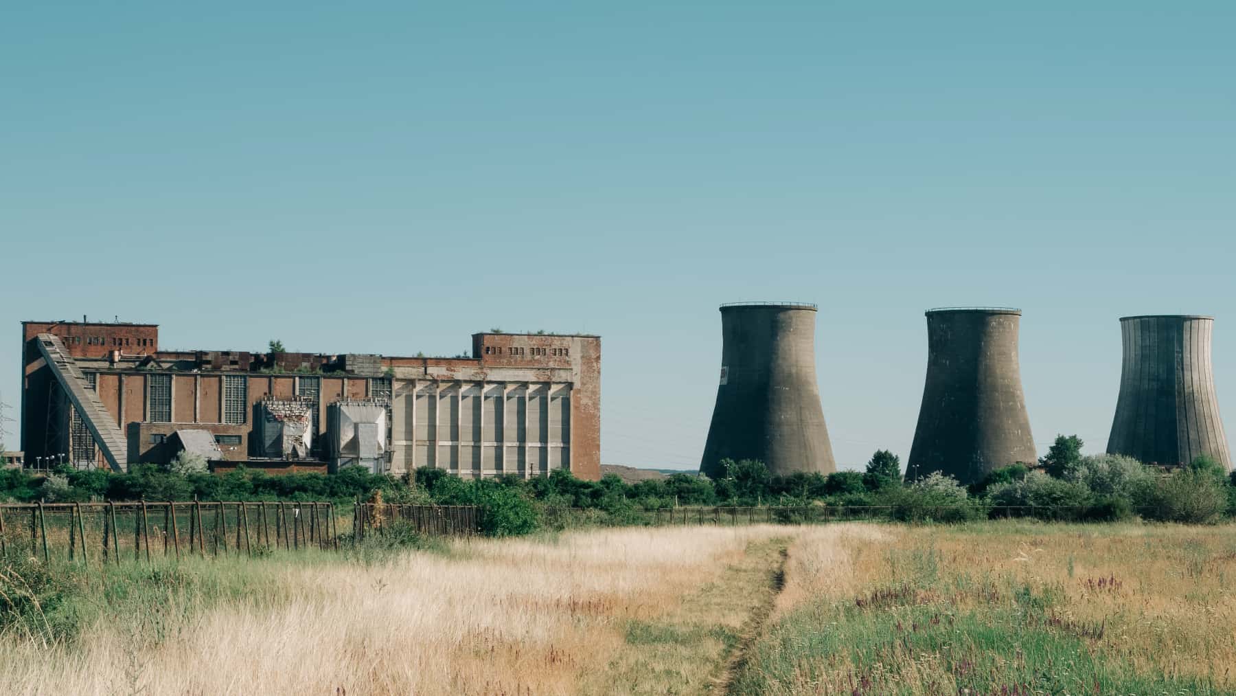 Antigua fábrica de energía nuclear