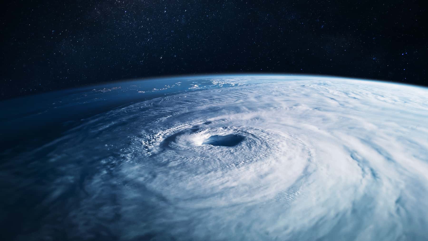Borrasca con ojo bien definido vista desde el espacio sobre la superficie de la Tierra.