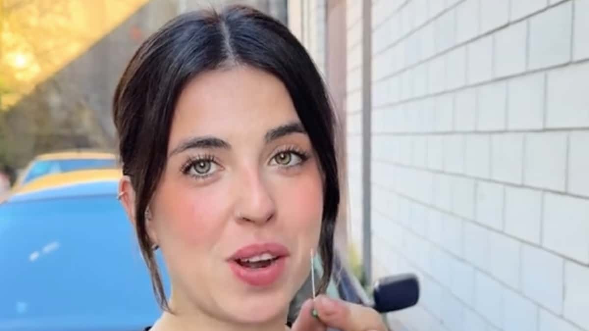 Irati Etxandi, mecánica, sobre el mantenimiento del limpiaparabrisas. (TikTok/@iratietxandi)